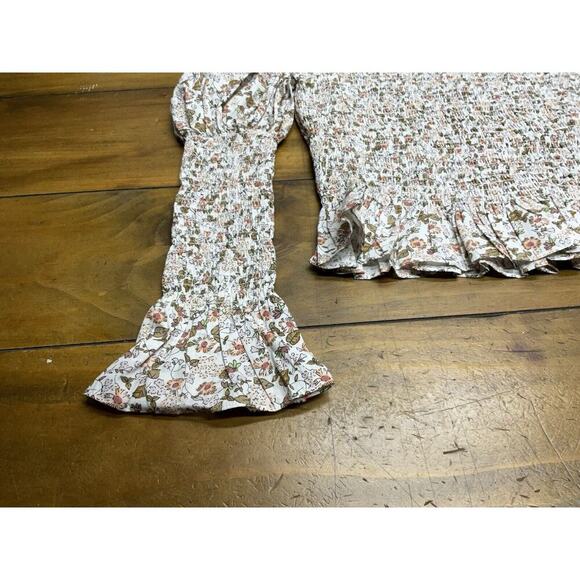 NWT Petal & Pup Long Sleeve Novah Cropped Floral Top Size Large - Picture 4 of 13